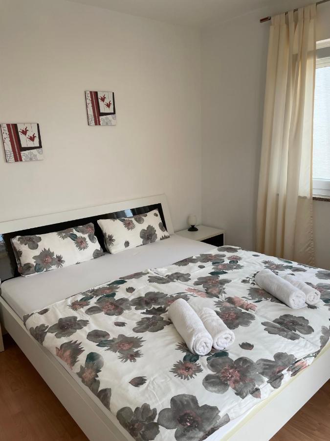 Apartments Rafaela Barbat na Rabu Esterno foto